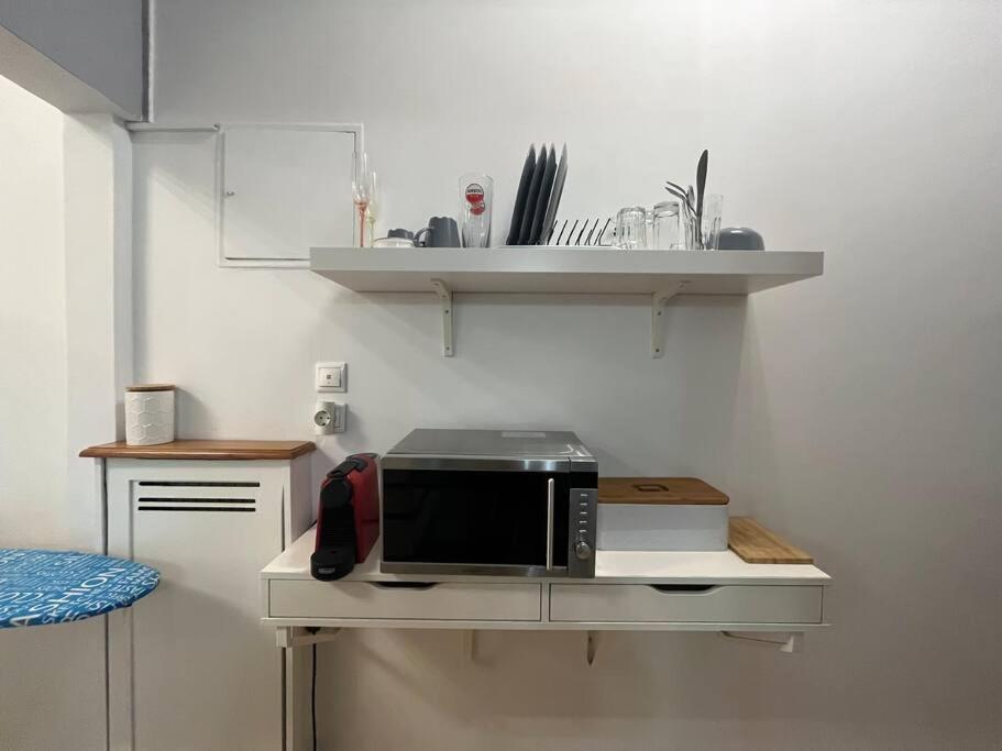 Ksenokratous-Kolonaki Cozy Apartment Athens Ngoại thất bức ảnh