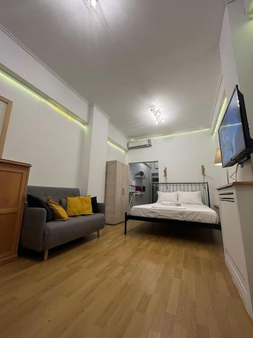 Ksenokratous-Kolonaki Cozy Apartment Athens Ngoại thất bức ảnh
